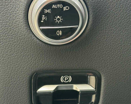 Мерседес GLC-Class Coupe 2024 у Києві на Automoto.ua Чорний Мерседес GLC-Class Coupe, об'ємом двигуна 2 л та пробігом 19 тис. км за 129999 $, фото 17 на Automoto.ua