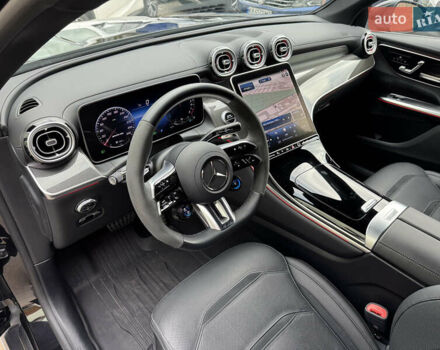 Мерседес GLC-Class Coupe 2024 у Києві на Automoto.ua Чорний Мерседес GLC-Class Coupe, об'ємом двигуна 2 л та пробігом 19 тис. км за 129999 $, фото 11 на Automoto.ua