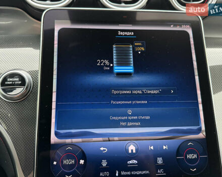 Мерседес GLC-Class Coupe 2024 у Києві на Automoto.ua Чорний Мерседес GLC-Class Coupe, об'ємом двигуна 2 л та пробігом 19 тис. км за 129999 $, фото 71 на Automoto.ua