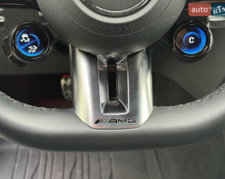 Мерседес GLC-Class Coupe 2024 у Києві на Automoto.ua Чорний Мерседес GLC-Class Coupe, об'ємом двигуна 2 л та пробігом 19 тис. км за 129999 $, фото 24 на Automoto.ua