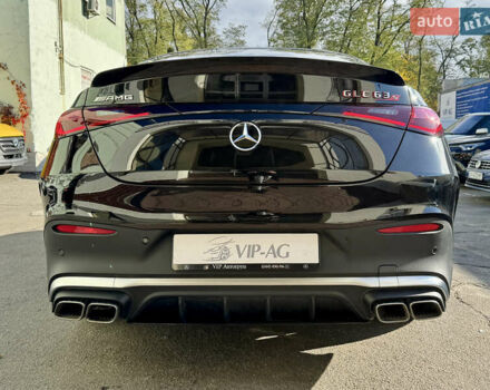 Мерседес GLC-Class Coupe 2024 у Києві на Automoto.ua Чорний Мерседес GLC-Class Coupe, об'ємом двигуна 2 л та пробігом 19 тис. км за 129999 $, фото 5 на Automoto.ua