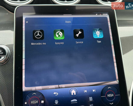 Мерседес GLC-Class Coupe 2024 у Києві на Automoto.ua Чорний Мерседес GLC-Class Coupe, об'ємом двигуна 2 л та пробігом 19 тис. км за 129999 $, фото 74 на Automoto.ua