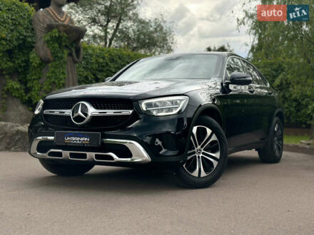 Мерседес GLC-Class Coupe 2020 в Днепре (Днепропетровске) на Automoto.ua Черный Мерседес GLC-Class Coupe, объемом двигателя 1.95 л и пробегом 52 тыс. км за 48500 $, фото 1 на Automoto.ua