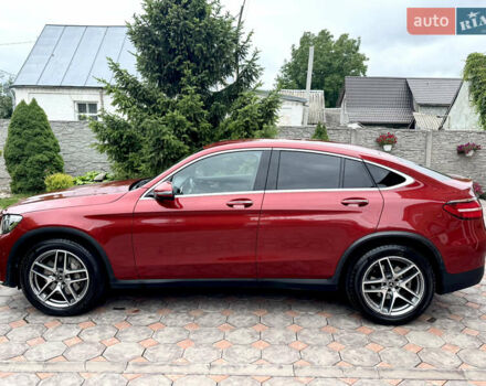 Красный Мерседес GLC-Class Coupe, объемом двигателя 3 л и пробегом 134 тыс. км за 40500 $, фото 4 на Automoto.ua