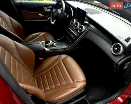 Красный Мерседес GLC-Class Coupe, объемом двигателя 3 л и пробегом 134 тыс. км за 40500 $, фото 12 на Automoto.ua