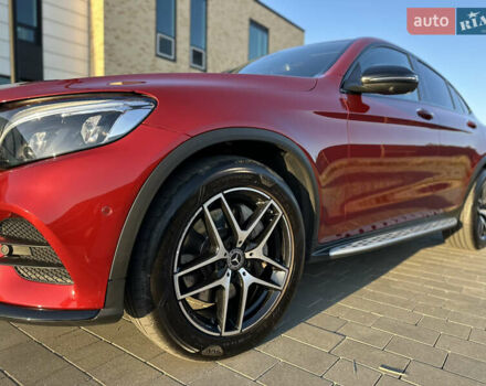 Красный Мерседес GLC-Class Coupe, объемом двигателя 2.14 л и пробегом 65 тыс. км за 43000 $, фото 5 на Automoto.ua