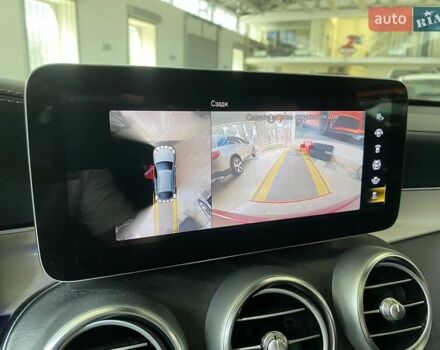 Красный Мерседес GLC-Class Coupe, объемом двигателя 1.99 л и пробегом 80 тыс. км за 42500 $, фото 29 на Automoto.ua