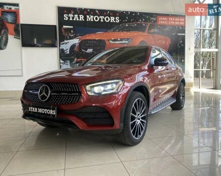 Красный Мерседес GLC-Class Coupe, объемом двигателя 1.99 л и пробегом 80 тыс. км за 42500 $, фото 2 на Automoto.ua
