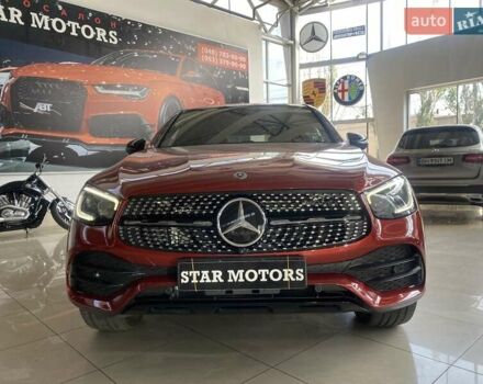 Красный Мерседес GLC-Class Coupe, объемом двигателя 1.99 л и пробегом 80 тыс. км за 42500 $, фото 6 на Automoto.ua