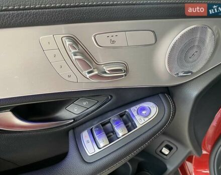 Красный Мерседес GLC-Class Coupe, объемом двигателя 1.99 л и пробегом 80 тыс. км за 42500 $, фото 40 на Automoto.ua