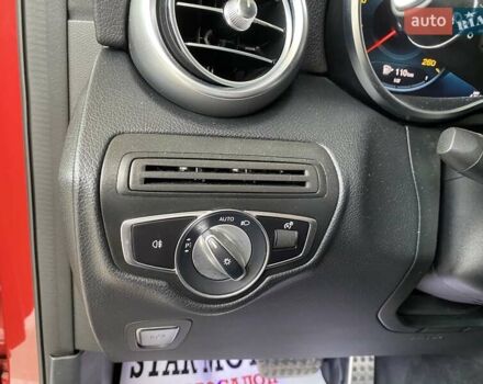 Красный Мерседес GLC-Class Coupe, объемом двигателя 1.99 л и пробегом 80 тыс. км за 42500 $, фото 26 на Automoto.ua