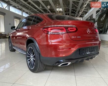 Красный Мерседес GLC-Class Coupe, объемом двигателя 1.99 л и пробегом 80 тыс. км за 42500 $, фото 13 на Automoto.ua