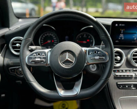 Червоний Мерседес GLC-Class Coupe, об'ємом двигуна 2 л та пробігом 77 тис. км за 65990 $, фото 17 на Automoto.ua