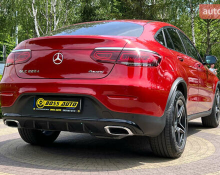 Червоний Мерседес GLC-Class Coupe, об'ємом двигуна 2 л та пробігом 77 тис. км за 65990 $, фото 6 на Automoto.ua