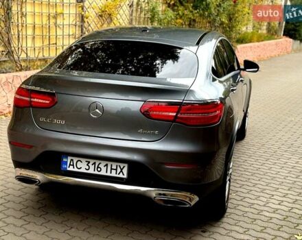 Серый Мерседес GLC-Class Coupe, объемом двигателя 1.99 л и пробегом 140 тыс. км за 37900 $, фото 11 на Automoto.ua
