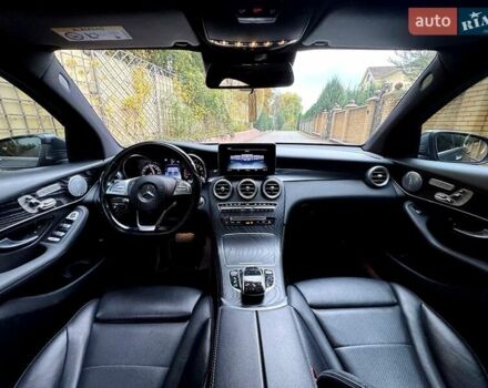 Серый Мерседес GLC-Class Coupe, объемом двигателя 1.99 л и пробегом 140 тыс. км за 37900 $, фото 33 на Automoto.ua