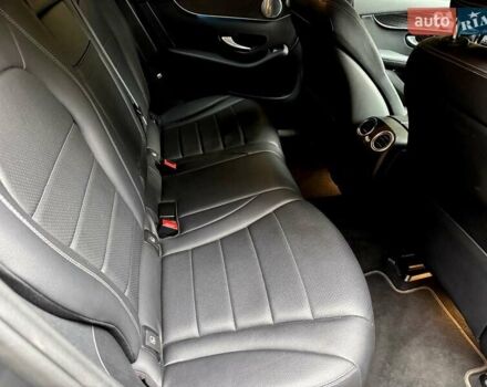 Серый Мерседес GLC-Class Coupe, объемом двигателя 1.99 л и пробегом 140 тыс. км за 37900 $, фото 25 на Automoto.ua
