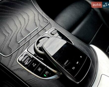 Серый Мерседес GLC-Class Coupe, объемом двигателя 1.99 л и пробегом 140 тыс. км за 37900 $, фото 57 на Automoto.ua