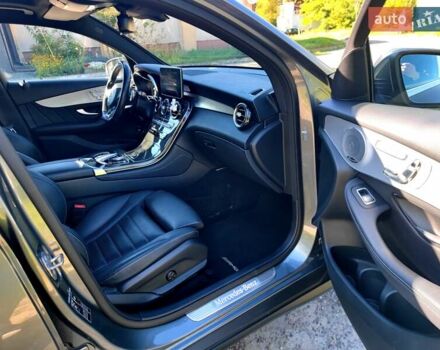Серый Мерседес GLC-Class Coupe, объемом двигателя 2.99 л и пробегом 125 тыс. км за 44500 $, фото 16 на Automoto.ua