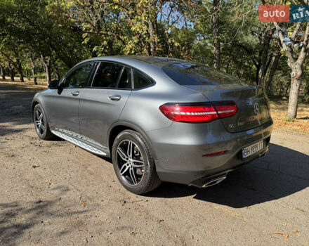 Серый Мерседес GLC-Class Coupe, объемом двигателя 2 л и пробегом 105 тыс. км за 35000 $, фото 5 на Automoto.ua