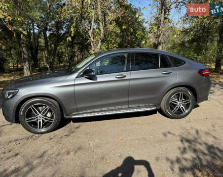 Серый Мерседес GLC-Class Coupe, объемом двигателя 2 л и пробегом 105 тыс. км за 35000 $, фото 2 на Automoto.ua