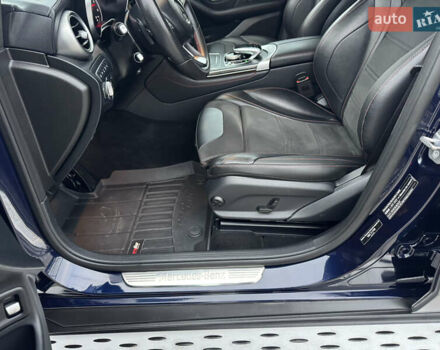 Серый Мерседес GLC-Class Coupe, объемом двигателя 2.2 л и пробегом 260 тыс. км за 34777 $, фото 23 на Automoto.ua