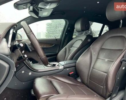 Серый Мерседес GLC-Class Coupe, объемом двигателя 2.14 л и пробегом 118 тыс. км за 42800 $, фото 19 на Automoto.ua