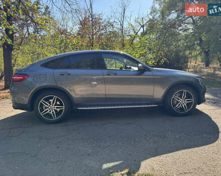 Серый Мерседес GLC-Class Coupe, объемом двигателя 2 л и пробегом 105 тыс. км за 35000 $, фото 8 на Automoto.ua