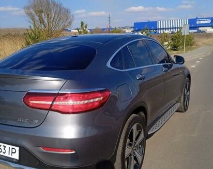 Мерседес GLC-Class Coupe 2018 в Ровно на Automoto.ua Серый Мерседес GLC-Class Coupe, объемом двигателя 1.99 л и пробегом 69 тыс. км за 38900 $, фото 5 на Automoto.ua
