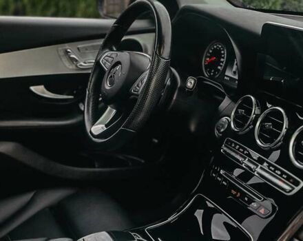 Серый Мерседес GLC-Class Coupe, объемом двигателя 2.14 л и пробегом 106 тыс. км за 39500 $, фото 27 на Automoto.ua