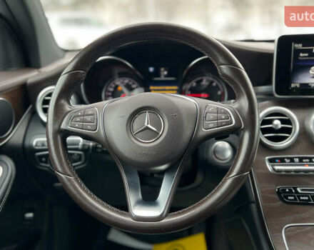 Серый Мерседес GLC-Class Coupe, объемом двигателя 2.14 л и пробегом 118 тыс. км за 42800 $, фото 18 на Automoto.ua