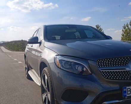 Мерседес GLC-Class Coupe 2018 в Ровно на Automoto.ua Серый Мерседес GLC-Class Coupe, объемом двигателя 1.99 л и пробегом 69 тыс. км за 38900 $, фото 3 на Automoto.ua