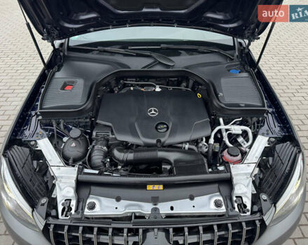 Серый Мерседес GLC-Class Coupe, объемом двигателя 2.2 л и пробегом 260 тыс. км за 34777 $, фото 53 на Automoto.ua