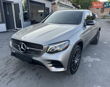 Сірий Мерседес GLC-Class Coupe, об'ємом двигуна 1.99 л та пробігом 120 тис. км за 35900 $, фото 64 на Automoto.ua