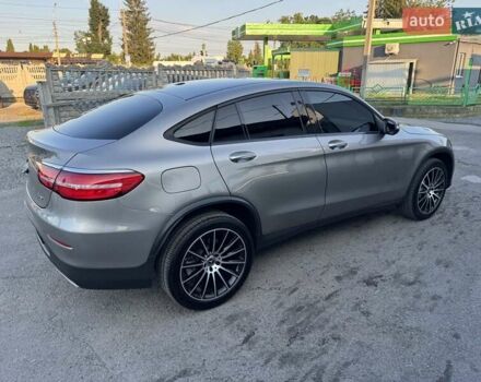 Сірий Мерседес GLC-Class Coupe, об'ємом двигуна 1.99 л та пробігом 120 тис. км за 35900 $, фото 29 на Automoto.ua