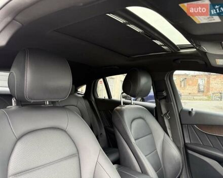 Серый Мерседес GLC-Class Coupe, объемом двигателя 1.99 л и пробегом 120 тыс. км за 35900 $, фото 65 на Automoto.ua