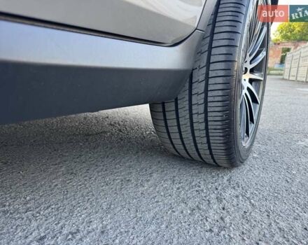 Сірий Мерседес GLC-Class Coupe, об'ємом двигуна 1.99 л та пробігом 120 тис. км за 35900 $, фото 6 на Automoto.ua