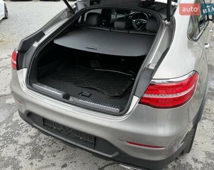 Серый Мерседес GLC-Class Coupe, объемом двигателя 1.99 л и пробегом 120 тыс. км за 35900 $, фото 26 на Automoto.ua