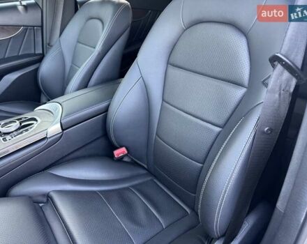 Сірий Мерседес GLC-Class Coupe, об'ємом двигуна 1.99 л та пробігом 120 тис. км за 35900 $, фото 87 на Automoto.ua