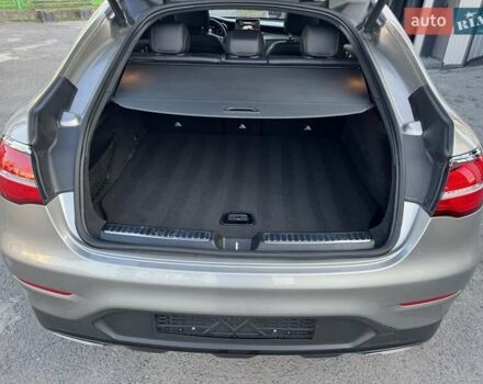Сірий Мерседес GLC-Class Coupe, об'ємом двигуна 1.99 л та пробігом 120 тис. км за 35900 $, фото 34 на Automoto.ua