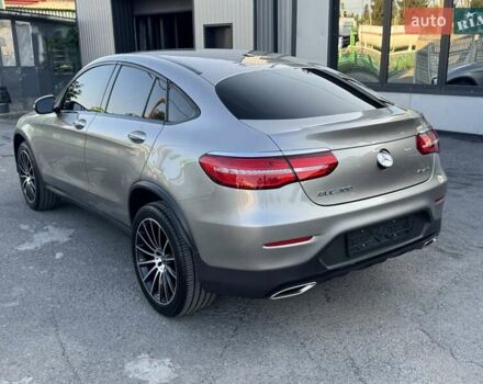 Сірий Мерседес GLC-Class Coupe, об'ємом двигуна 1.99 л та пробігом 120 тис. км за 35900 $, фото 38 на Automoto.ua