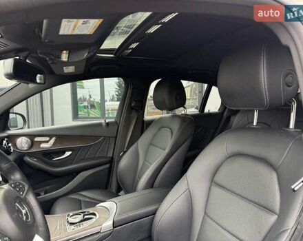 Серый Мерседес GLC-Class Coupe, объемом двигателя 1.99 л и пробегом 120 тыс. км за 35900 $, фото 46 на Automoto.ua