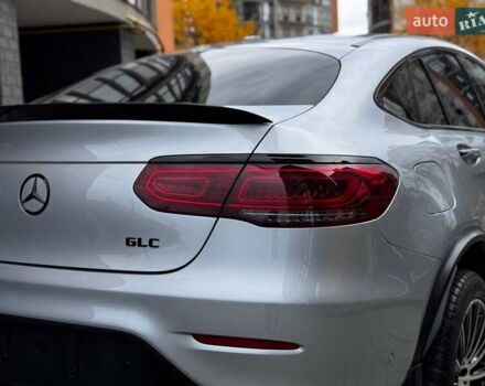 Сірий Мерседес GLC-Class Coupe, об'ємом двигуна 1.99 л та пробігом 97 тис. км за 45200 $, фото 51 на Automoto.ua