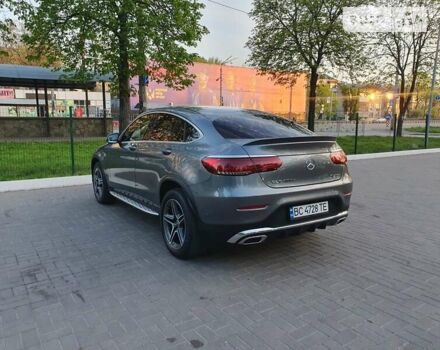 Сірий Мерседес GLC-Class Coupe, об'ємом двигуна 2.93 л та пробігом 41 тис. км за 59999 $, фото 8 на Automoto.ua