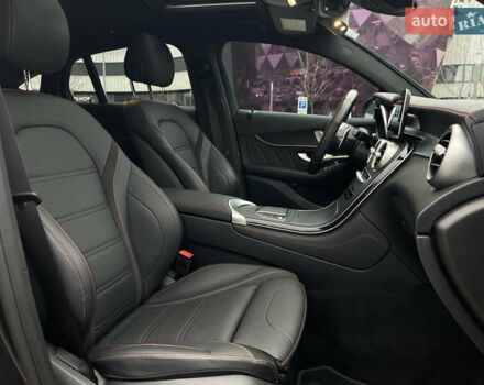 Серый Мерседес GLC-Class Coupe, объемом двигателя 3 л и пробегом 10 тыс. км за 69999 $, фото 46 на Automoto.ua