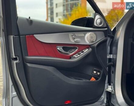 Сірий Мерседес GLC-Class Coupe, об'ємом двигуна 1.99 л та пробігом 97 тис. км за 45200 $, фото 52 на Automoto.ua