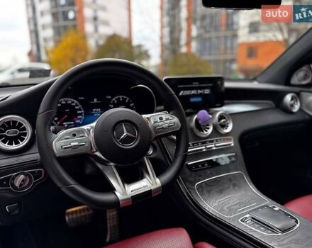 Сірий Мерседес GLC-Class Coupe, об'ємом двигуна 1.99 л та пробігом 97 тис. км за 45200 $, фото 73 на Automoto.ua