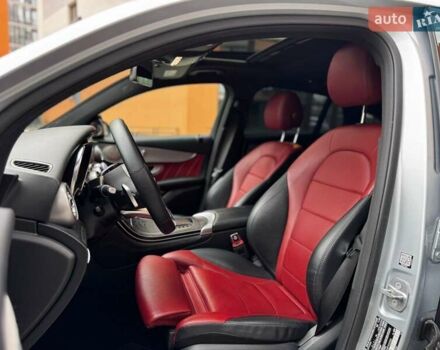 Сірий Мерседес GLC-Class Coupe, об'ємом двигуна 1.99 л та пробігом 97 тис. км за 45200 $, фото 64 на Automoto.ua