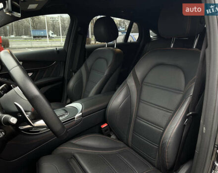 Серый Мерседес GLC-Class Coupe, объемом двигателя 3 л и пробегом 10 тыс. км за 69999 $, фото 31 на Automoto.ua