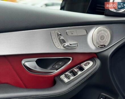 Сірий Мерседес GLC-Class Coupe, об'ємом двигуна 1.99 л та пробігом 97 тис. км за 45200 $, фото 53 на Automoto.ua